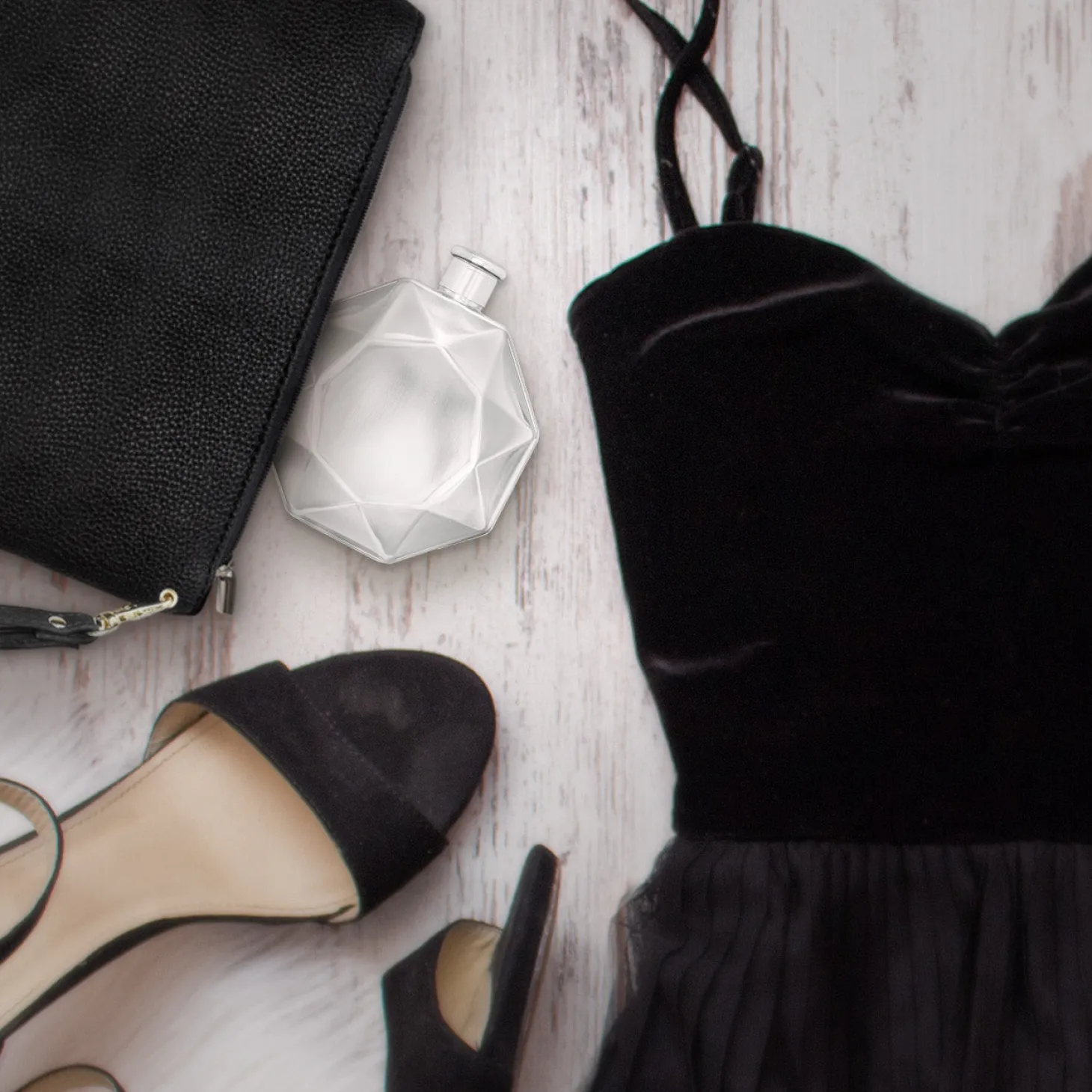 luxe_diamond_flask__stain_1.webp Luxe Diamond Flask - Stainless Steel