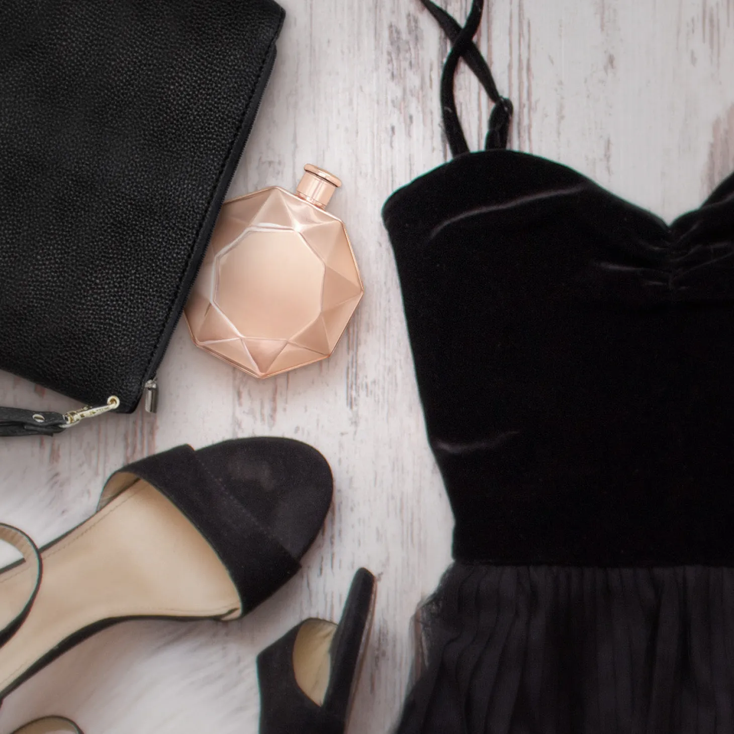 luxe_diamond_flask__stain_4.webp Luxe Diamond Flask - Stainless Steel