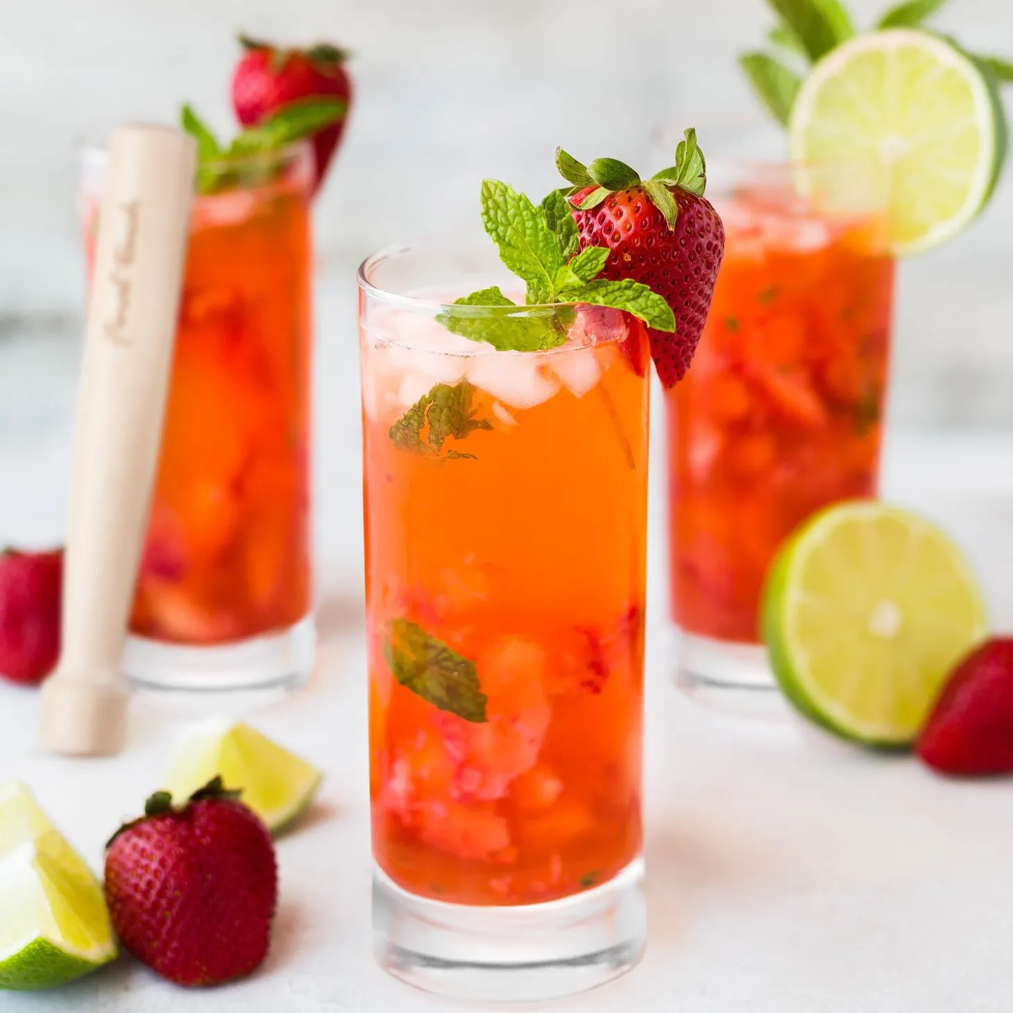 mojito_glass_amp_muddler__1.webp Mojito Glass & Muddler Set