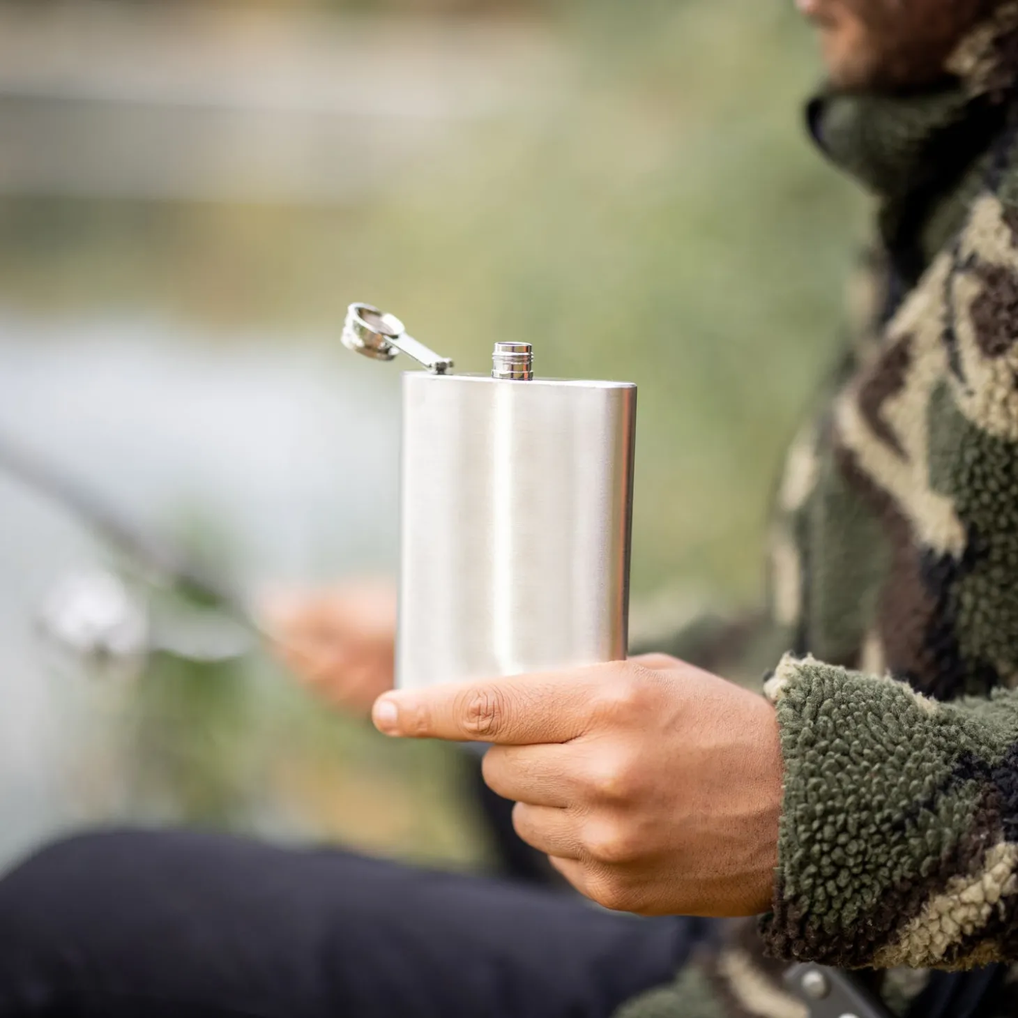 stainless_steel_flask_2.webp Stainless Steel Flask