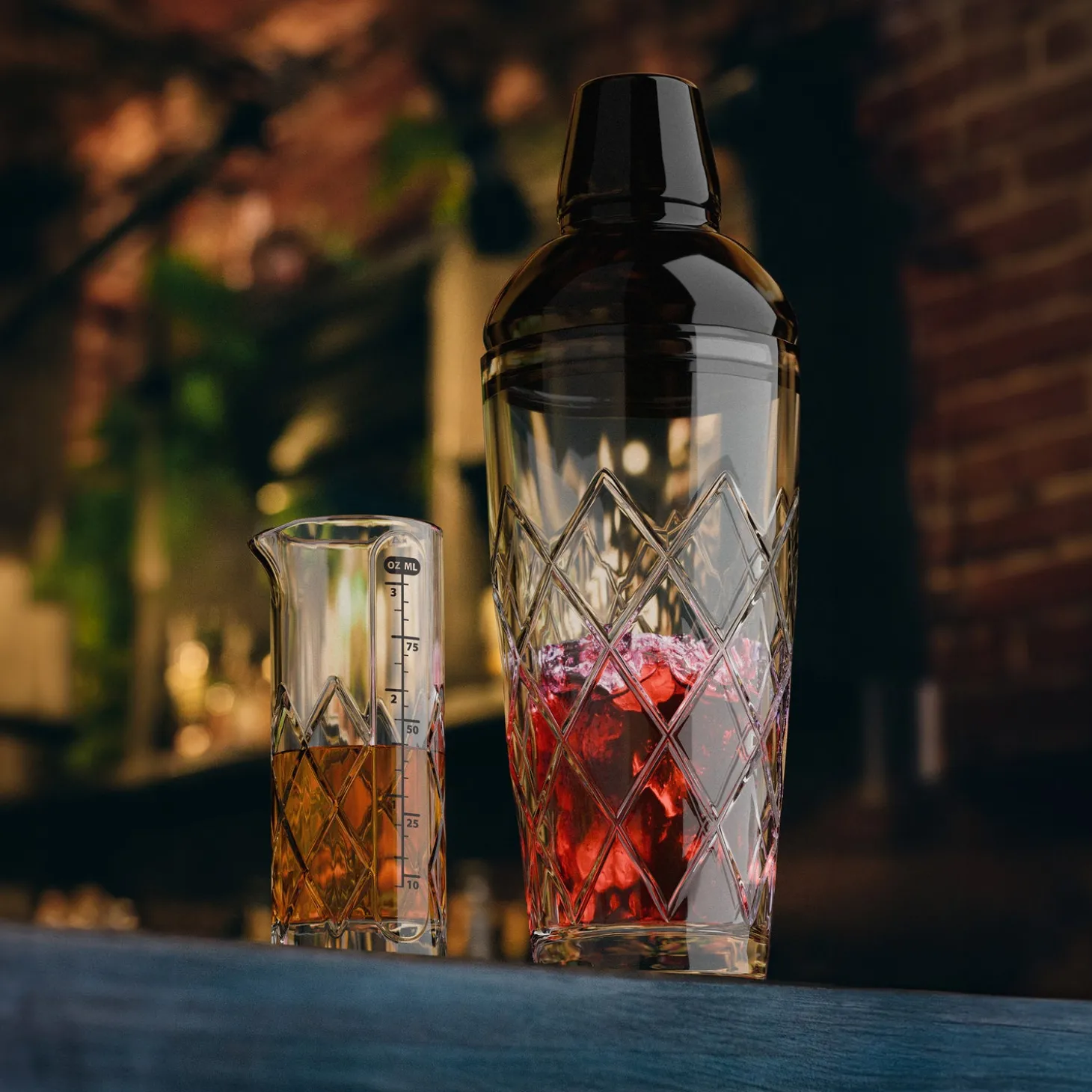 yarai_glass_cocktail_shak_1.webp Yarai Glass Cocktail Shaker & Jigger Set - Black Chrome