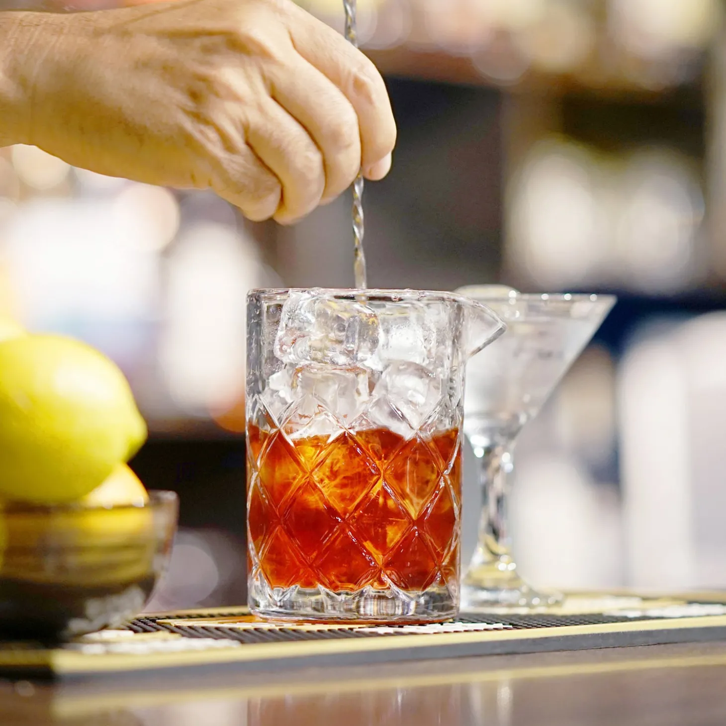 yarai_mixing_pitcher_with_1.webp Yarai Mixing Pitcher with Hawthorne Strainer